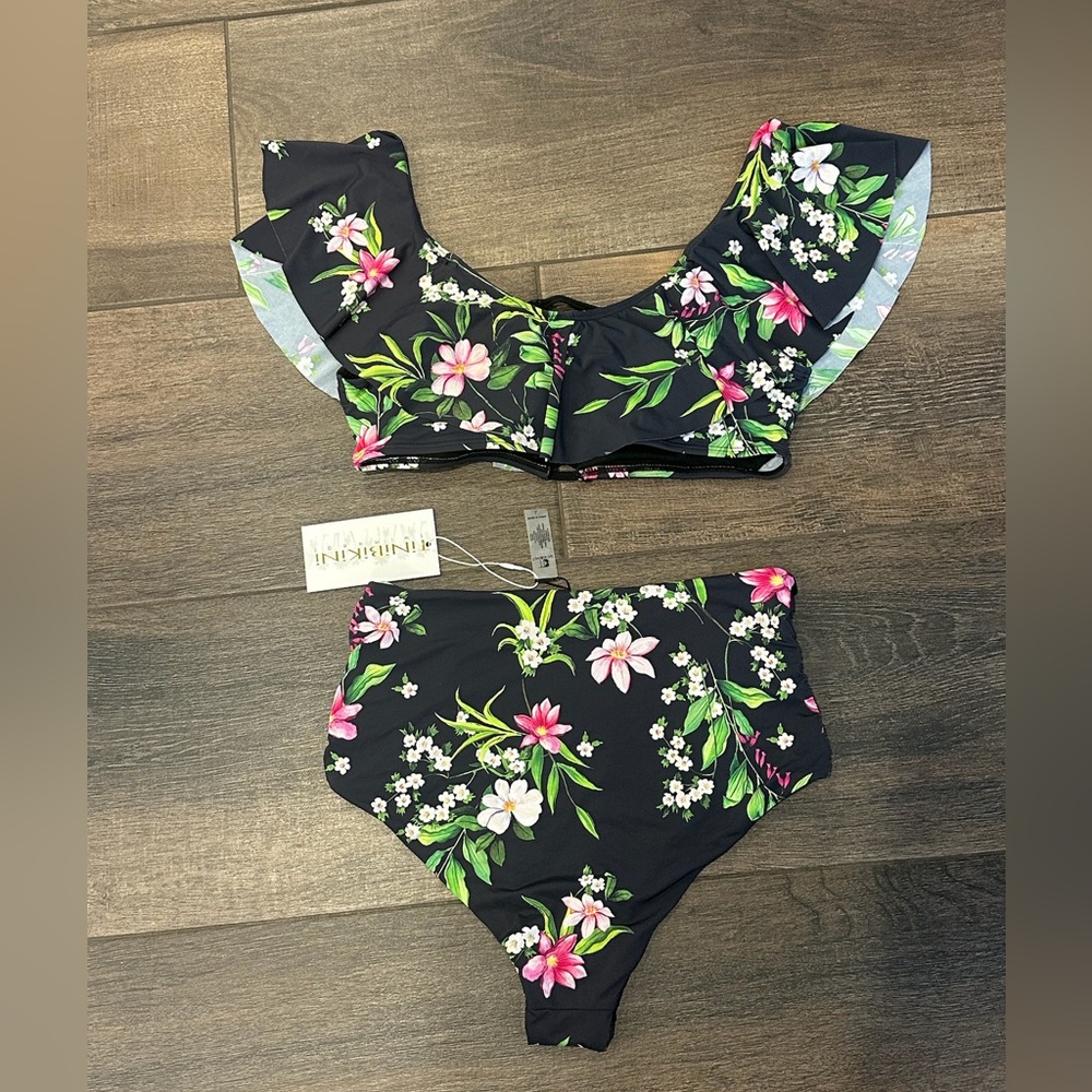 Womenâs Tinibikini Floral Ruffle Off-Shoulder Top Bikini Cutout Bottoms Sz L NWT - Picture 3 of 7